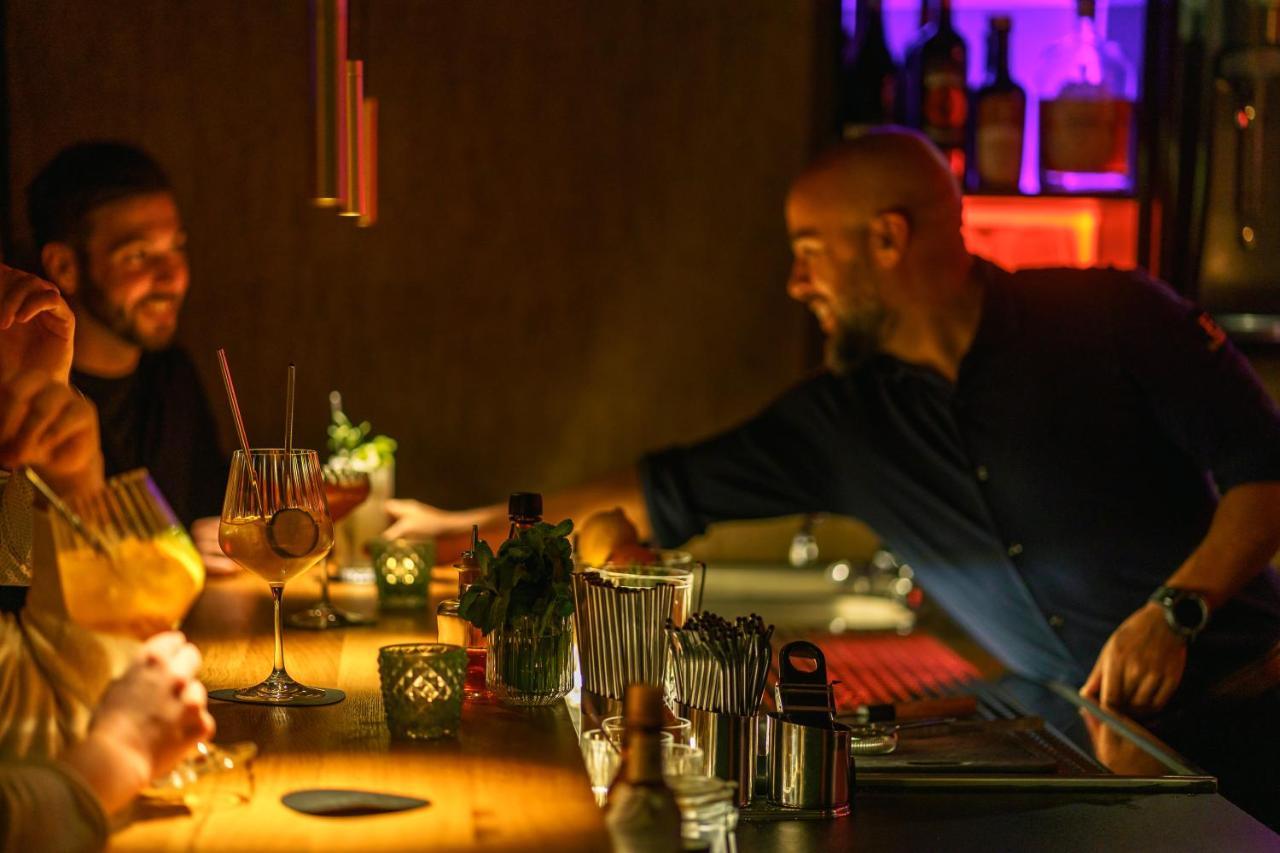 Hotel Erasmus - Mein Genuss- Und Wellnesshotel トラッセム エクステリア 写真