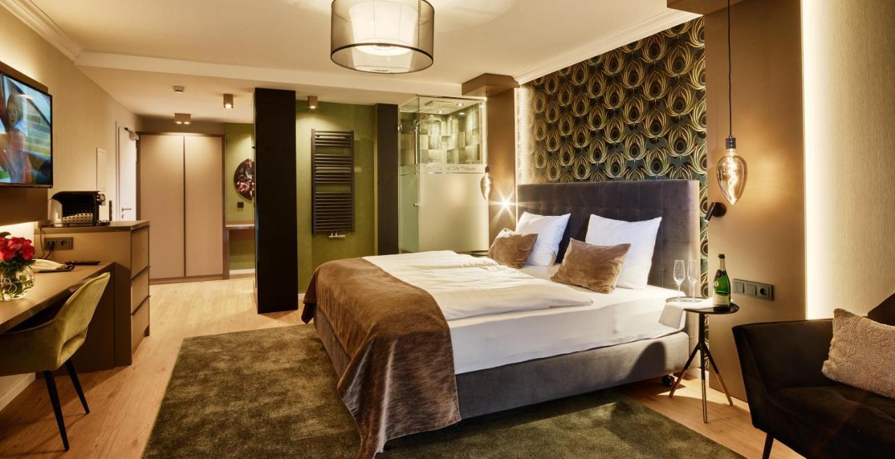 Hotel Erasmus - Mein Genuss- Und Wellnesshotel トラッセム エクステリア 写真